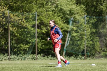 Bild 66 - wBJ Hamburger SV - Hertha BSC : Ergebnis: 5:2
